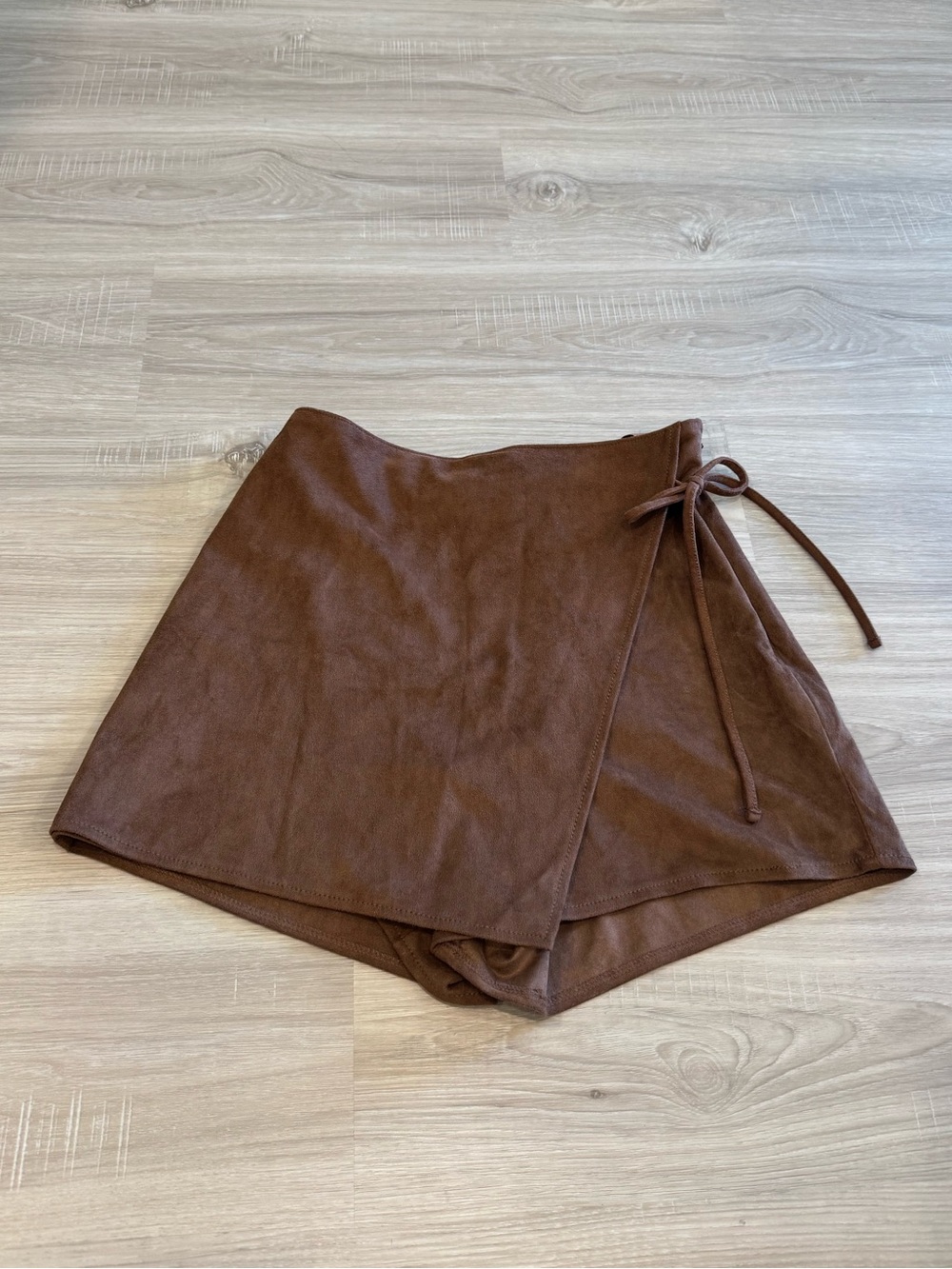 Women’s Abercrombie & Fitch Brown Suede Mini Skort - Small